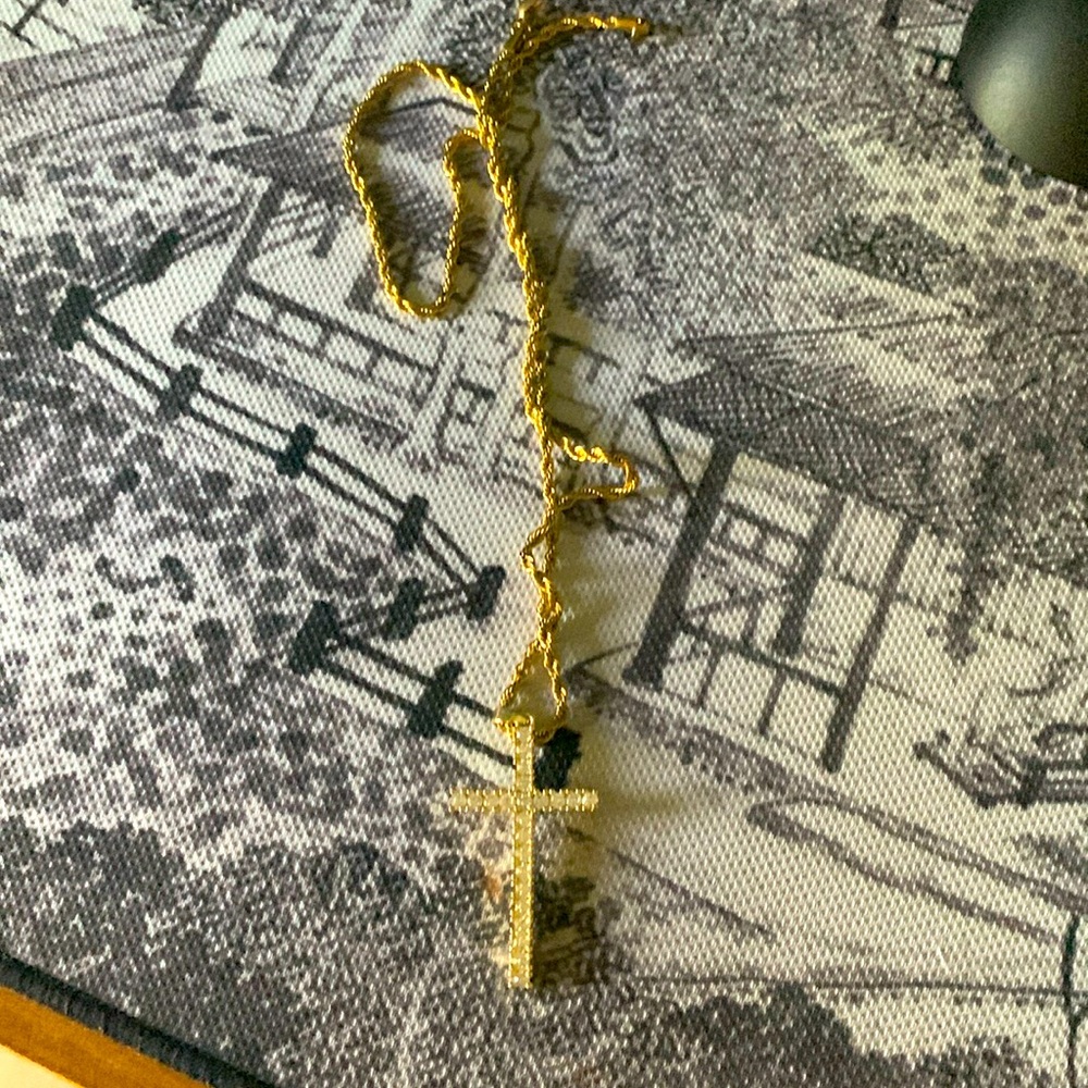 Gold chain with cross pendant